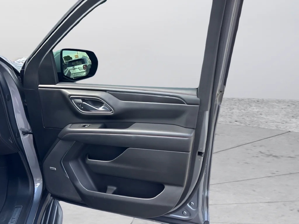 Used 2022 Steel Metallic Chevrolet RST image 48