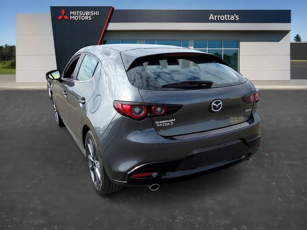 Used 2023 Machine Gray Metallic Mazda 2.5 S Preferred image 4
