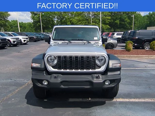 Used 2024 Silver Jeep Sport S image 8