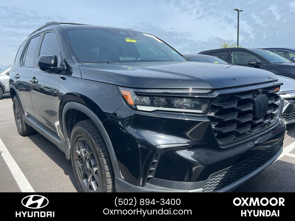 2023 Honda Pilot TrailSport AWD's photo