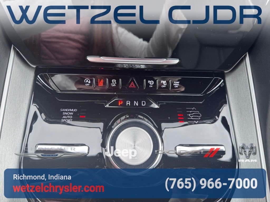 New 2026 Velvet Red Pearl-Coat Exterior Paint Jeep Limited Altitude image 21