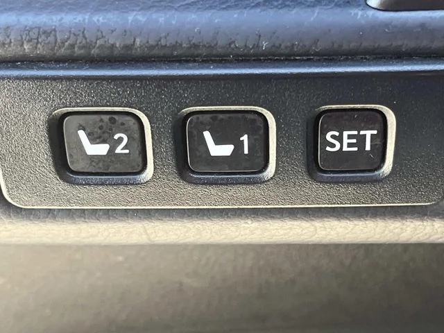 2023 Lexus GX LUXURY - Photo 33