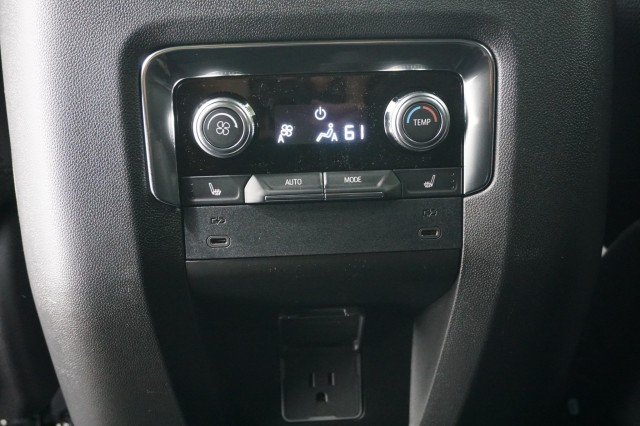 2026 GMC Yukon XL Denali - Photo 20