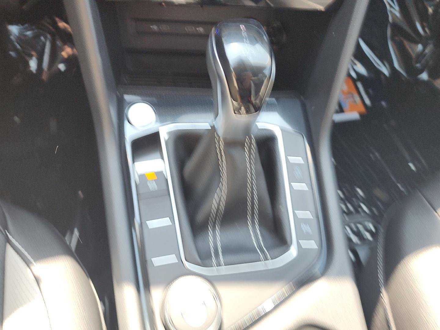 New 2026 Platinum Gray Metallic Volkswagen SEL image 21
