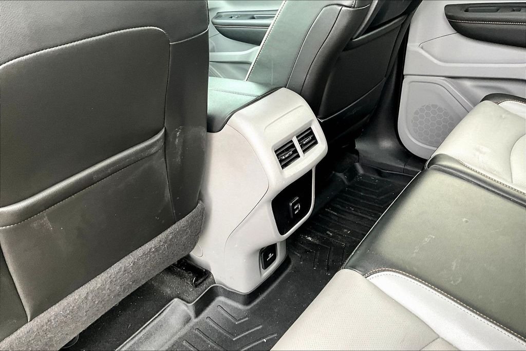 Used 2018 Gray GMC SLT image 10