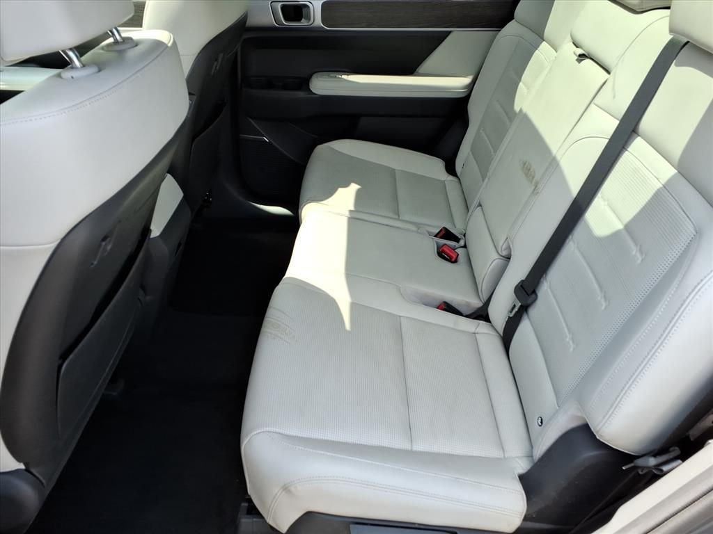 Used 2025 Gray Hyundai Limited image 14