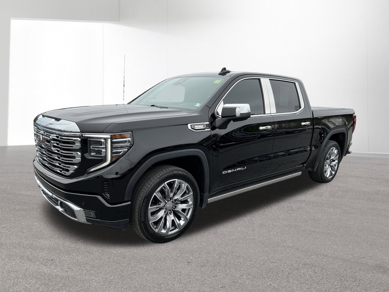 Used 2023 Onyx Black GMC Denali image 7