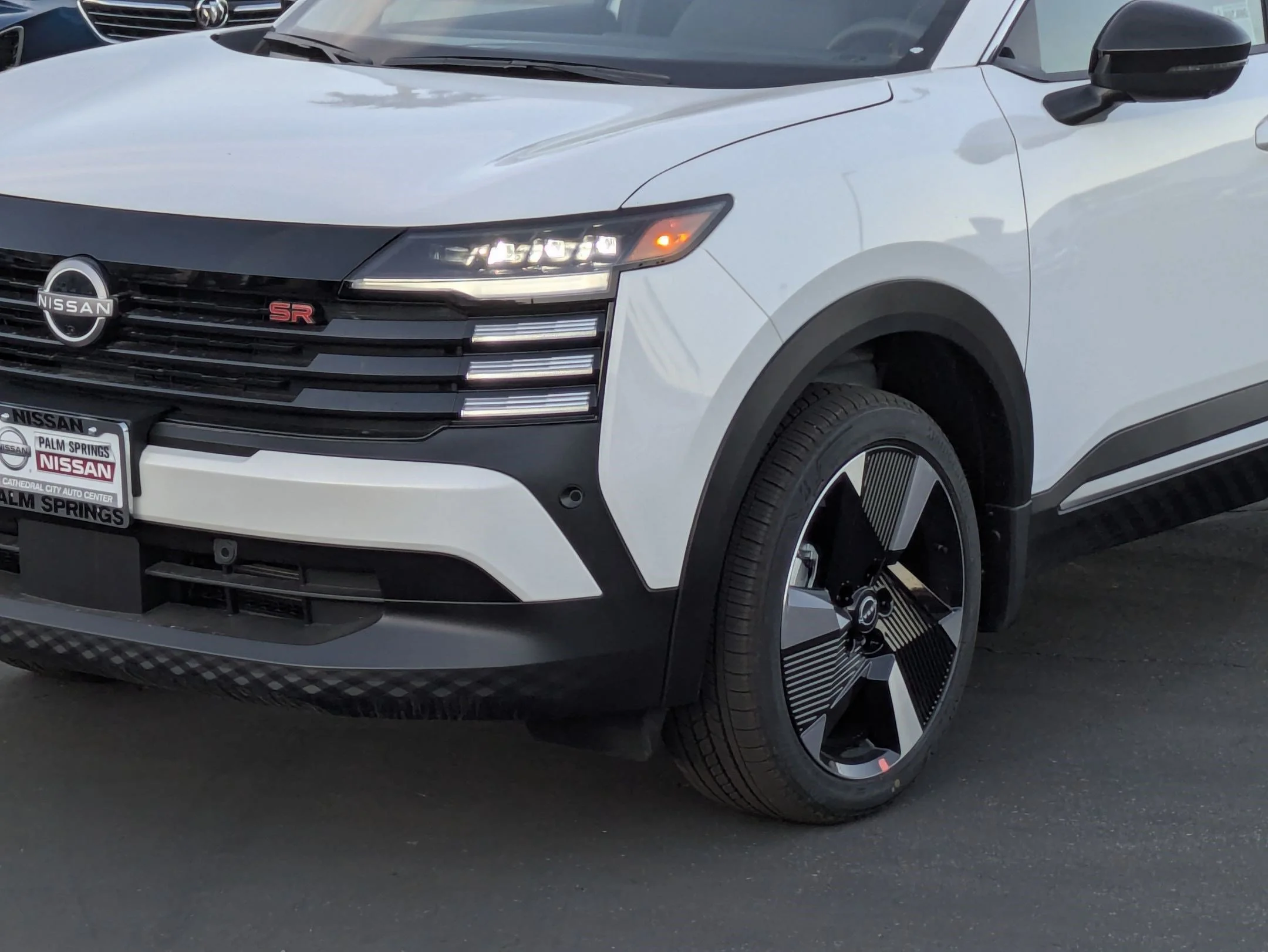 New 2026 Aspen White Tricoat Nissan SR image 8