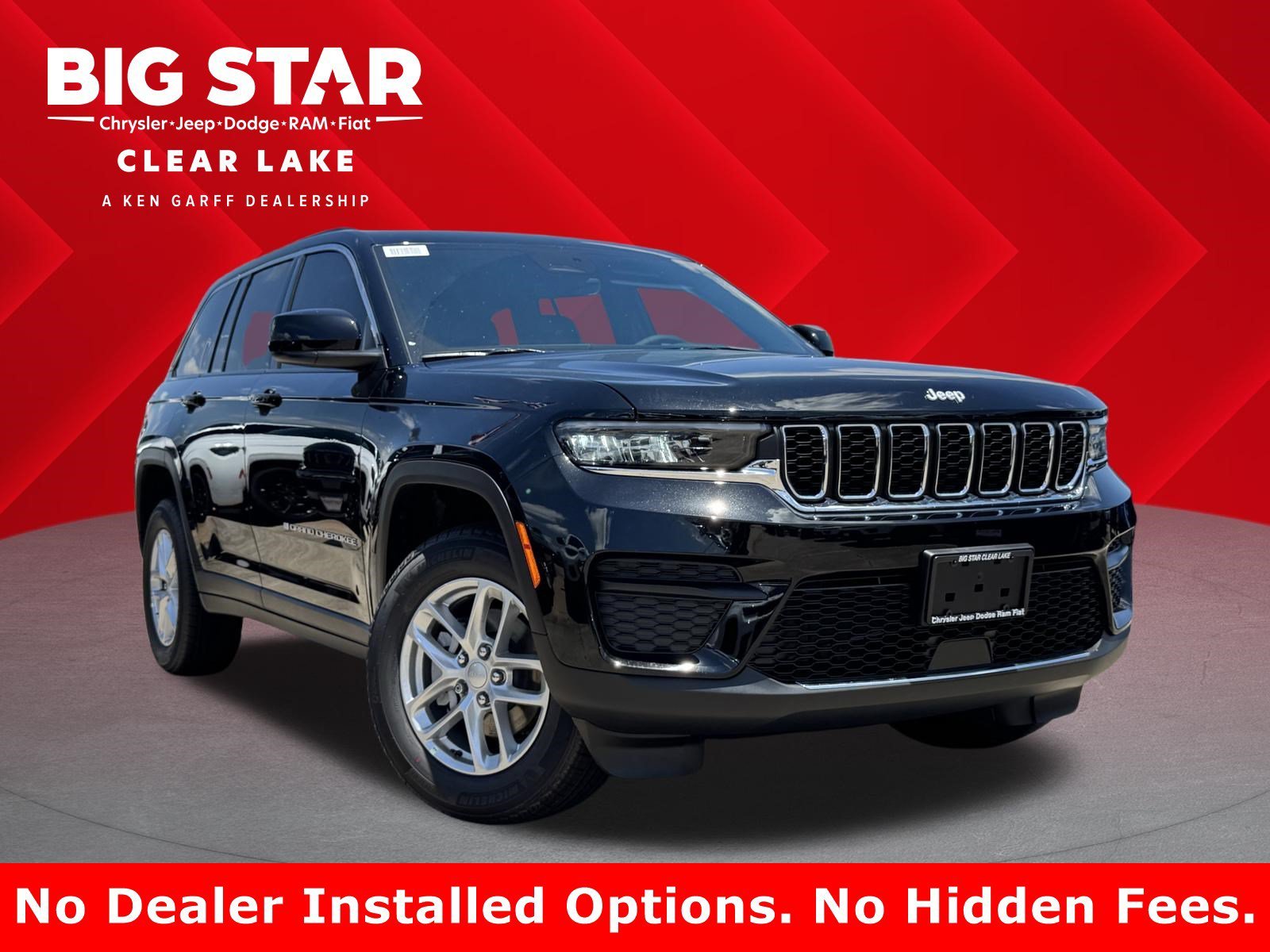 New 2026 Diamond Black Crystal Pearl-Coat Exterior Paint Jeep Laredo image 1
