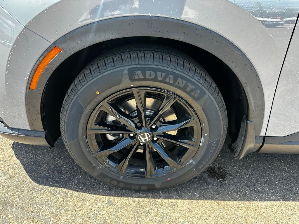 Used 2024 Gray Honda Sport image 9
