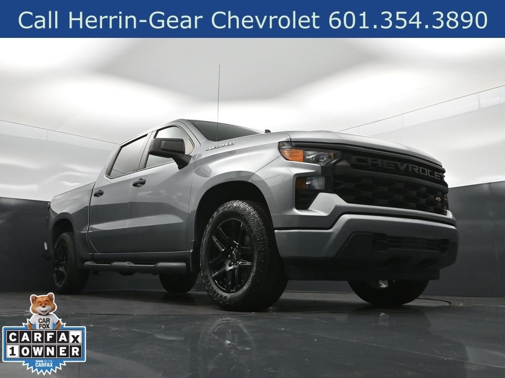 Used 2023 Gray Chevrolet Custom image 45