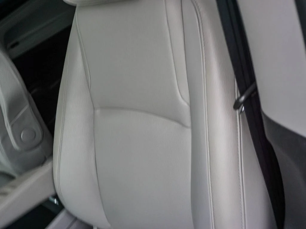 Used 2018 Gray Honda EX-L image 21