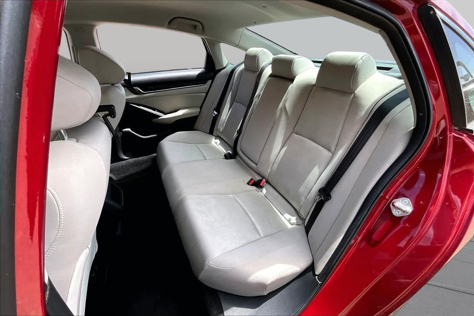 Used 2018 Radiant Red Metallic Honda LX 1.5T image 21