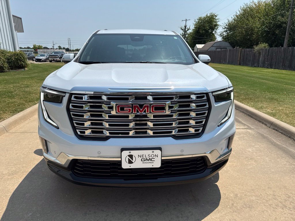 2026 GMC Acadia Denali - Photo 8