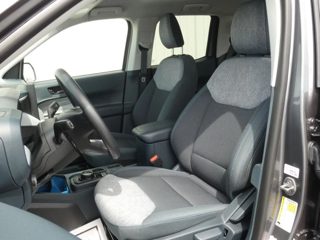 Used 2026 Gray Ford XLT image 6