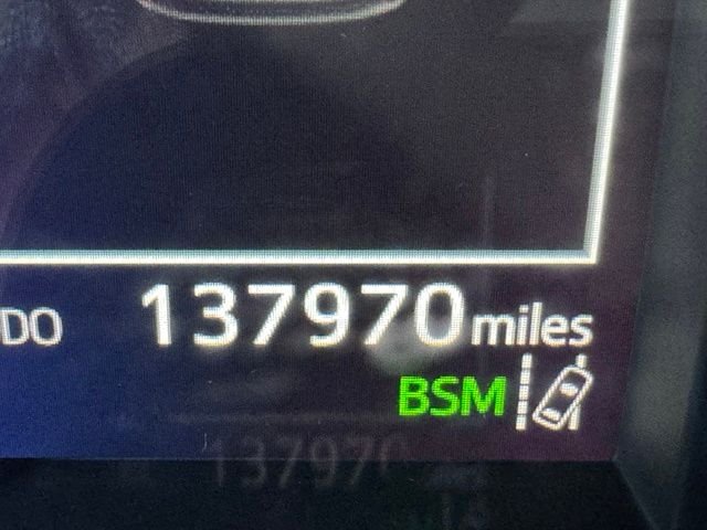 Used 2019 Midnight Black Metallic Toyota XLE image 4