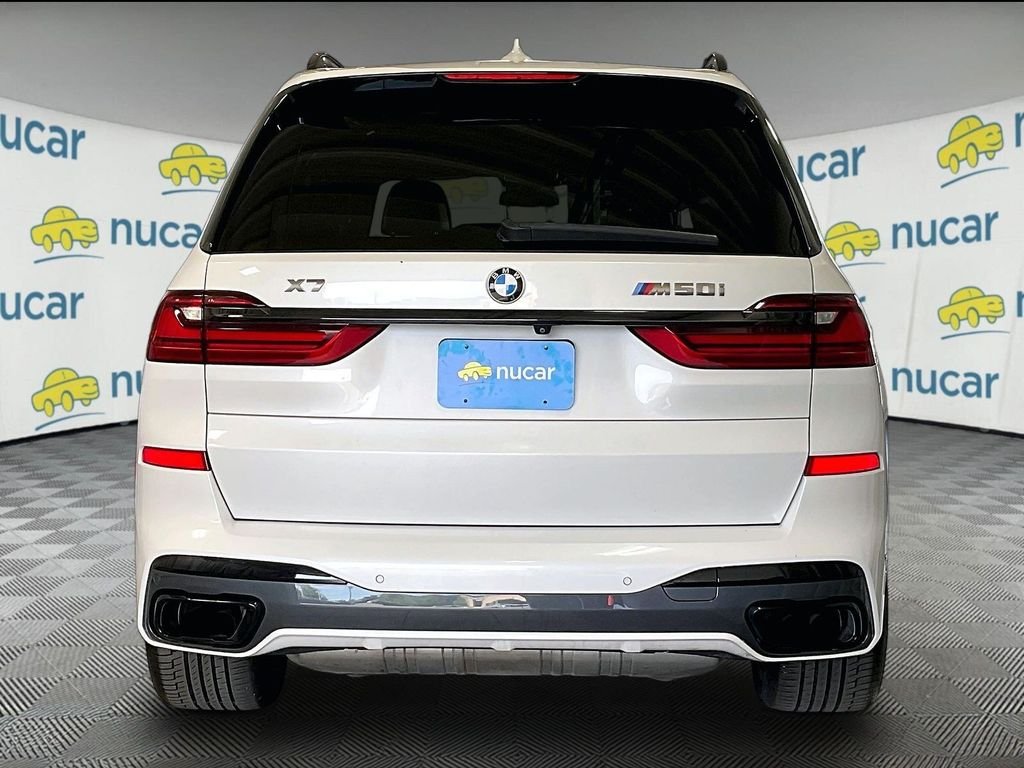 Used 2022 White BMW M50i image 5