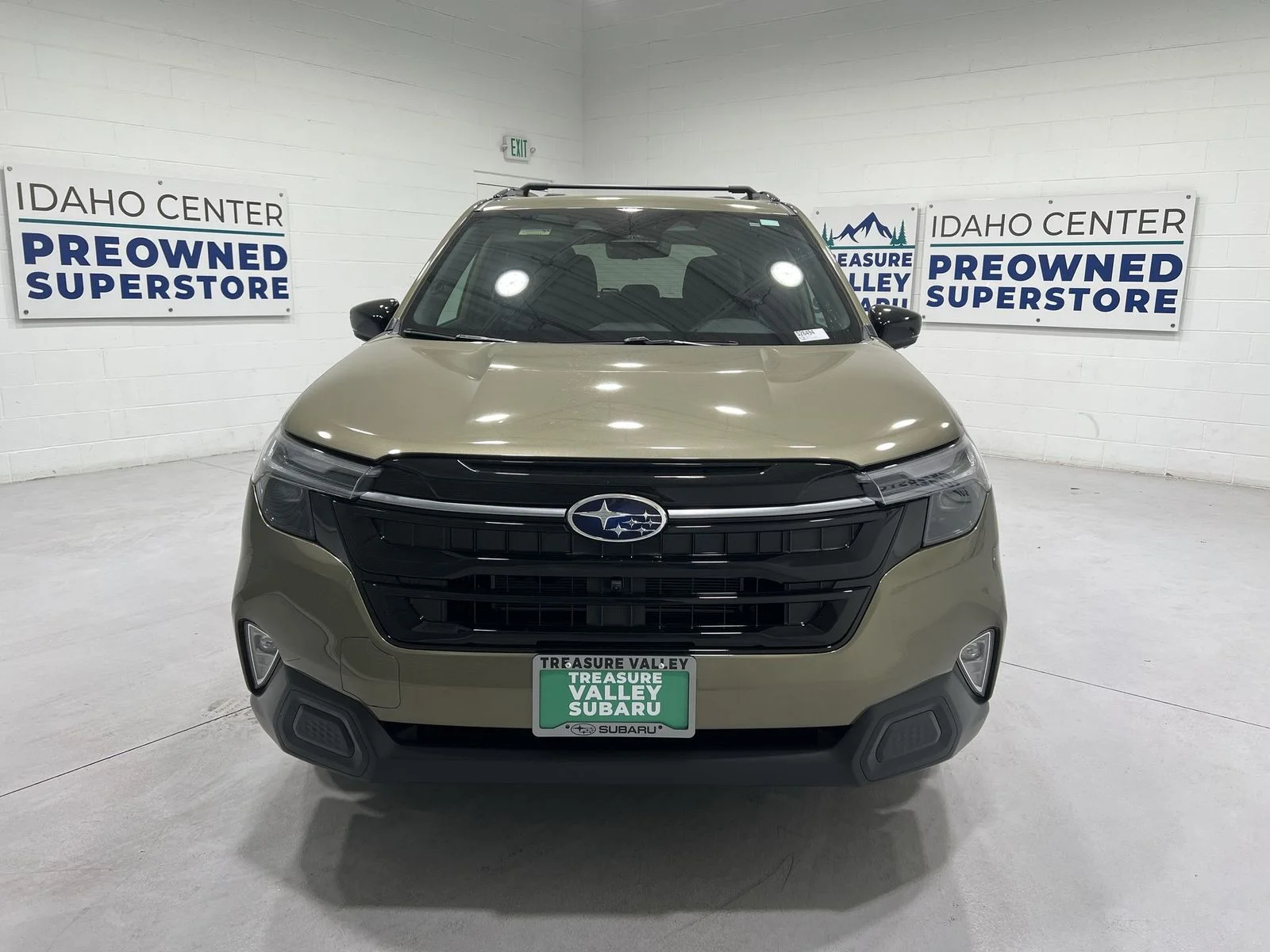 New 2026 AUTUMN GREEN METALLIC Subaru Touring Hybrid image 3