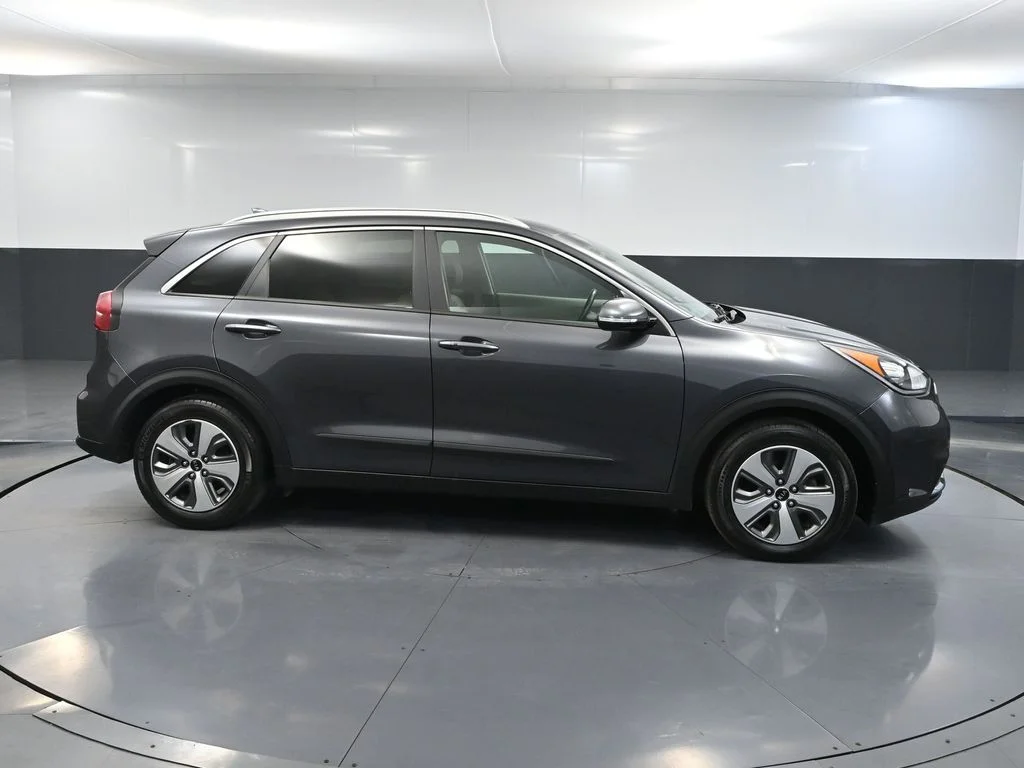 Used 2019 Gray Kia EX image 4