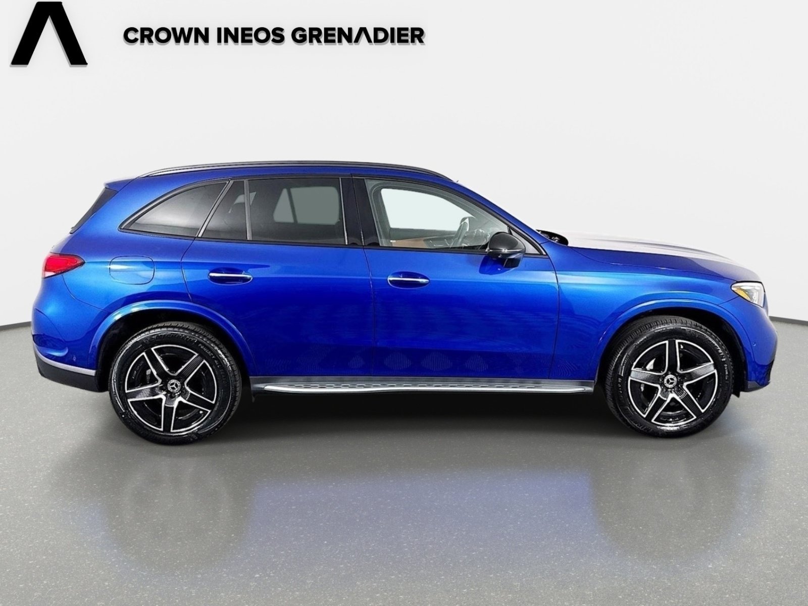 Used 2023 Starling Blue Metallic Mercedes-Benz GLC 300 image 4