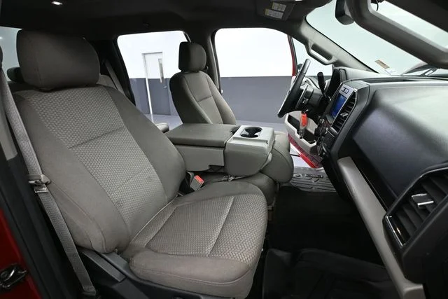 Used 2019 Red Ford XLT image 43