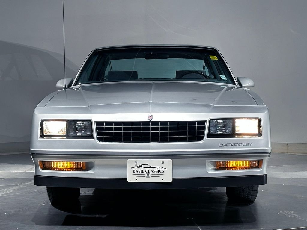 Used 1987 Gray Chevrolet  image 20