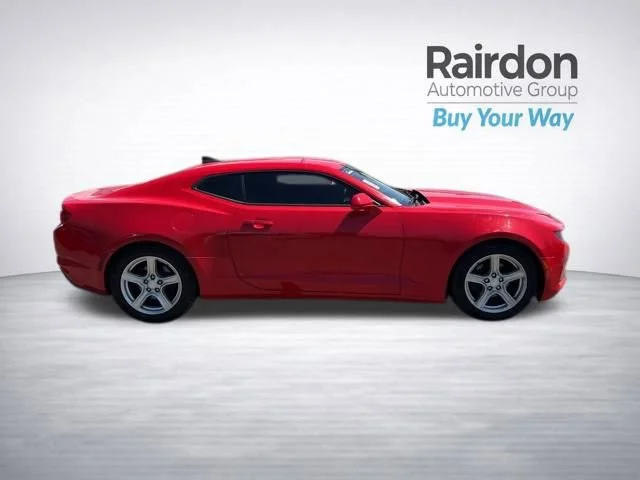 Used 2020 Red Hot Chevrolet 1LT image 8