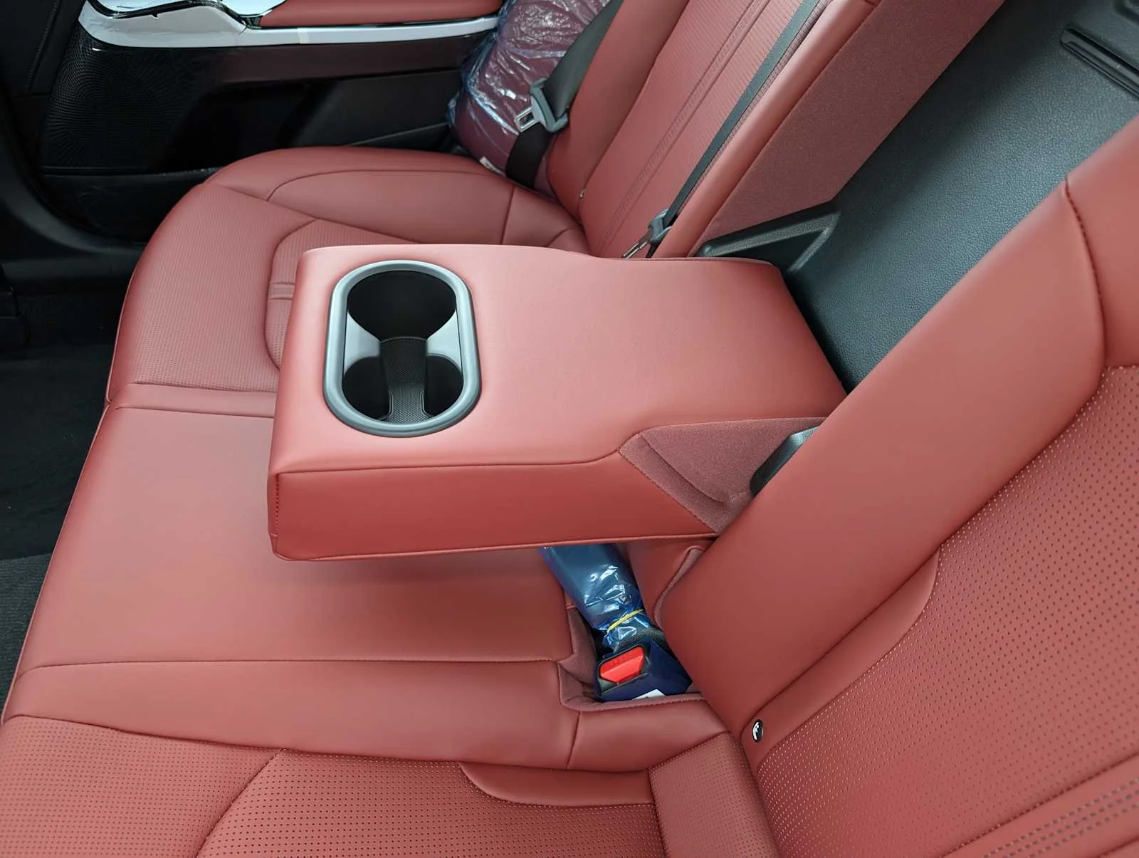 New 2026 Snow White Pearl Kia GT-Line image 15