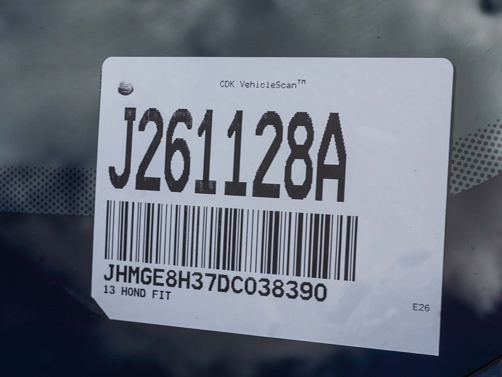 Used 2013 Alabaster Silver Metallic Honda Base image 27