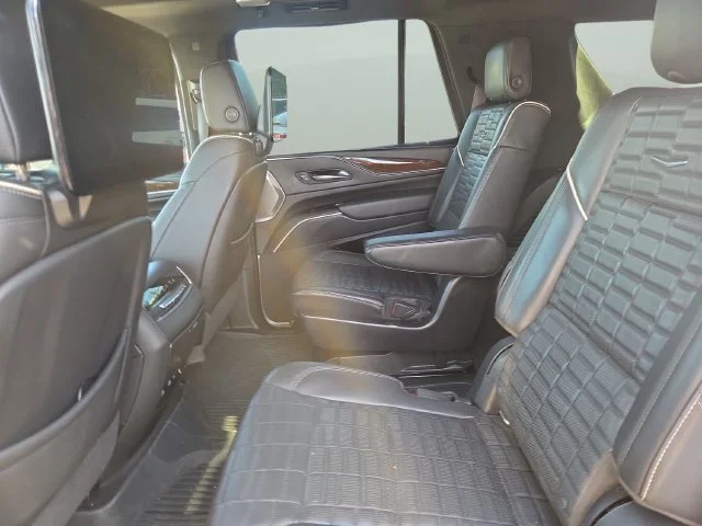 Used 2022 Black Cadillac Sport Platinum image 39
