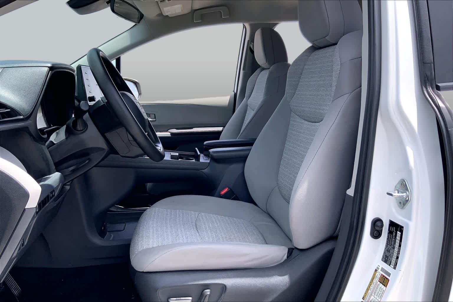 Used 2023 Ice Cap Toyota LE image 8