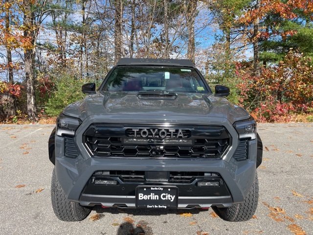 2025 Toyota Tacoma TRD Pro Double Cab photo 2