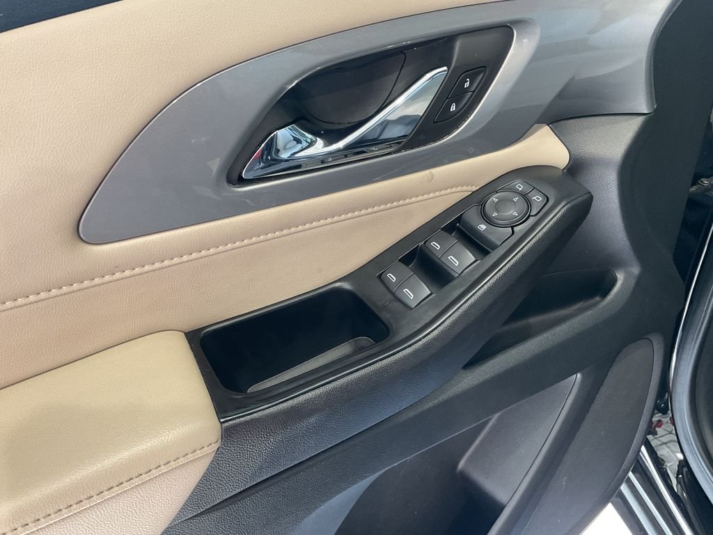 Used 2023 Black Chevrolet LS image 13