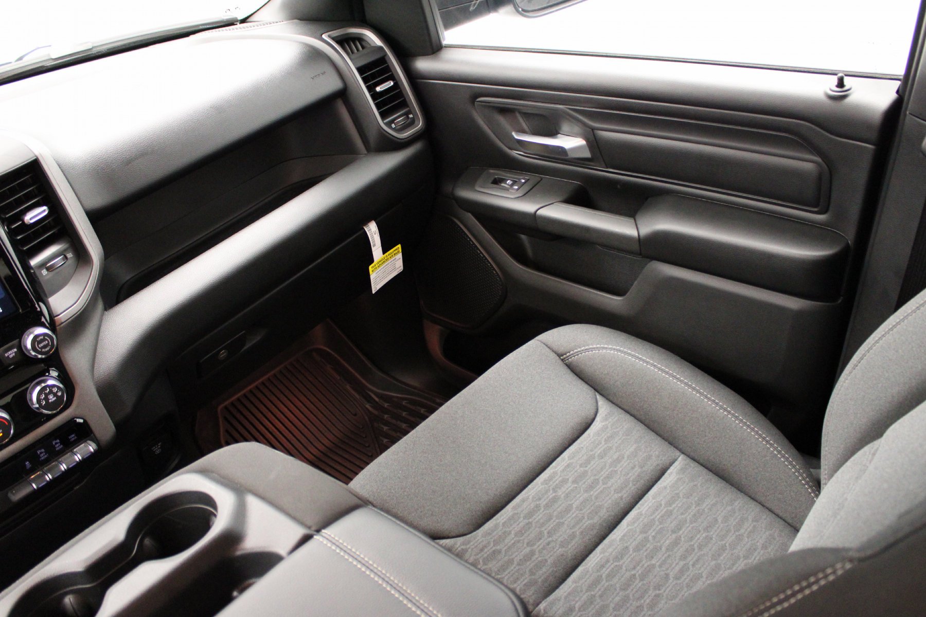 2026 RAM 1500 Warlock - Photo 27
