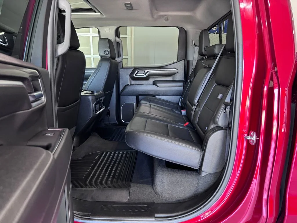 2024 Chevrolet Silverado 1500 LTZ - Photo 12
