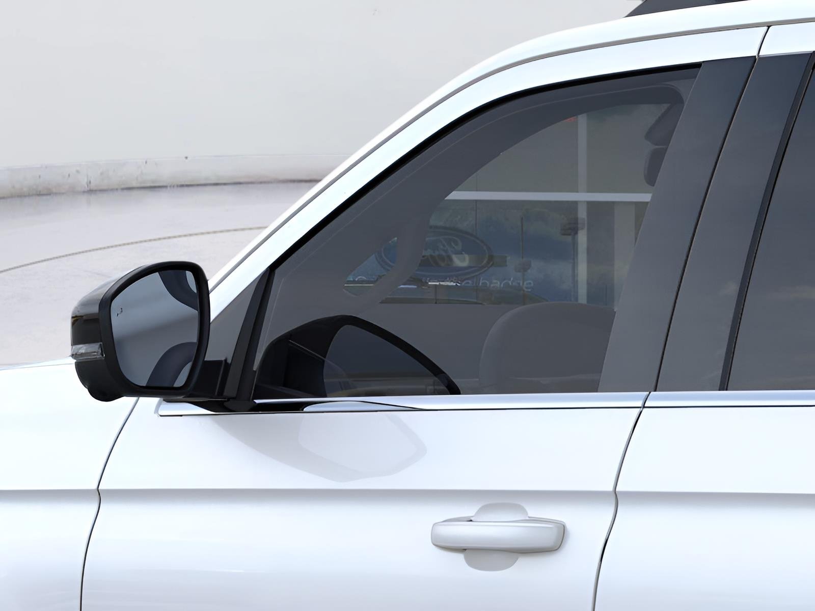 New 2026 Star White Metallic Tri-Coat Ford MAX Platinum® image 20