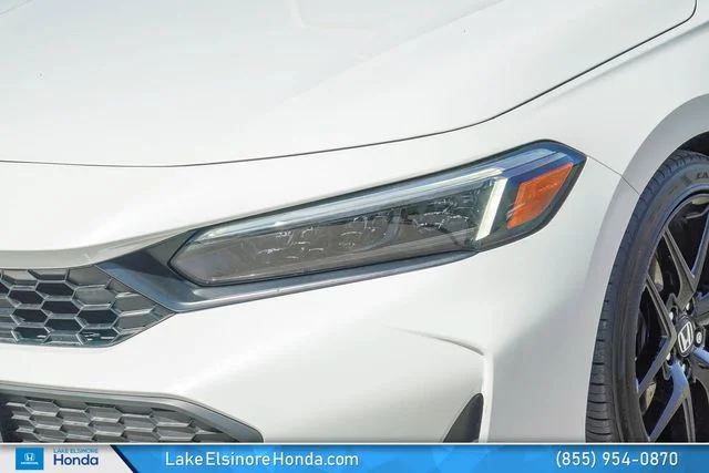 Used 2025 Platinum White Pearl Honda Sport image 5
