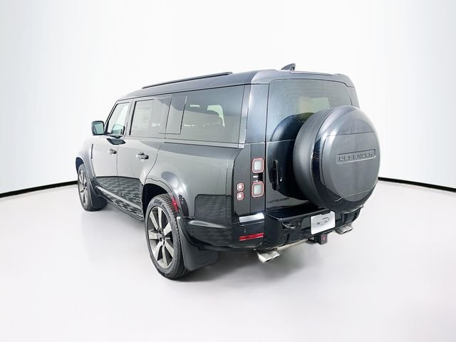 2026 Land Rover Defender V8 - Photo 7