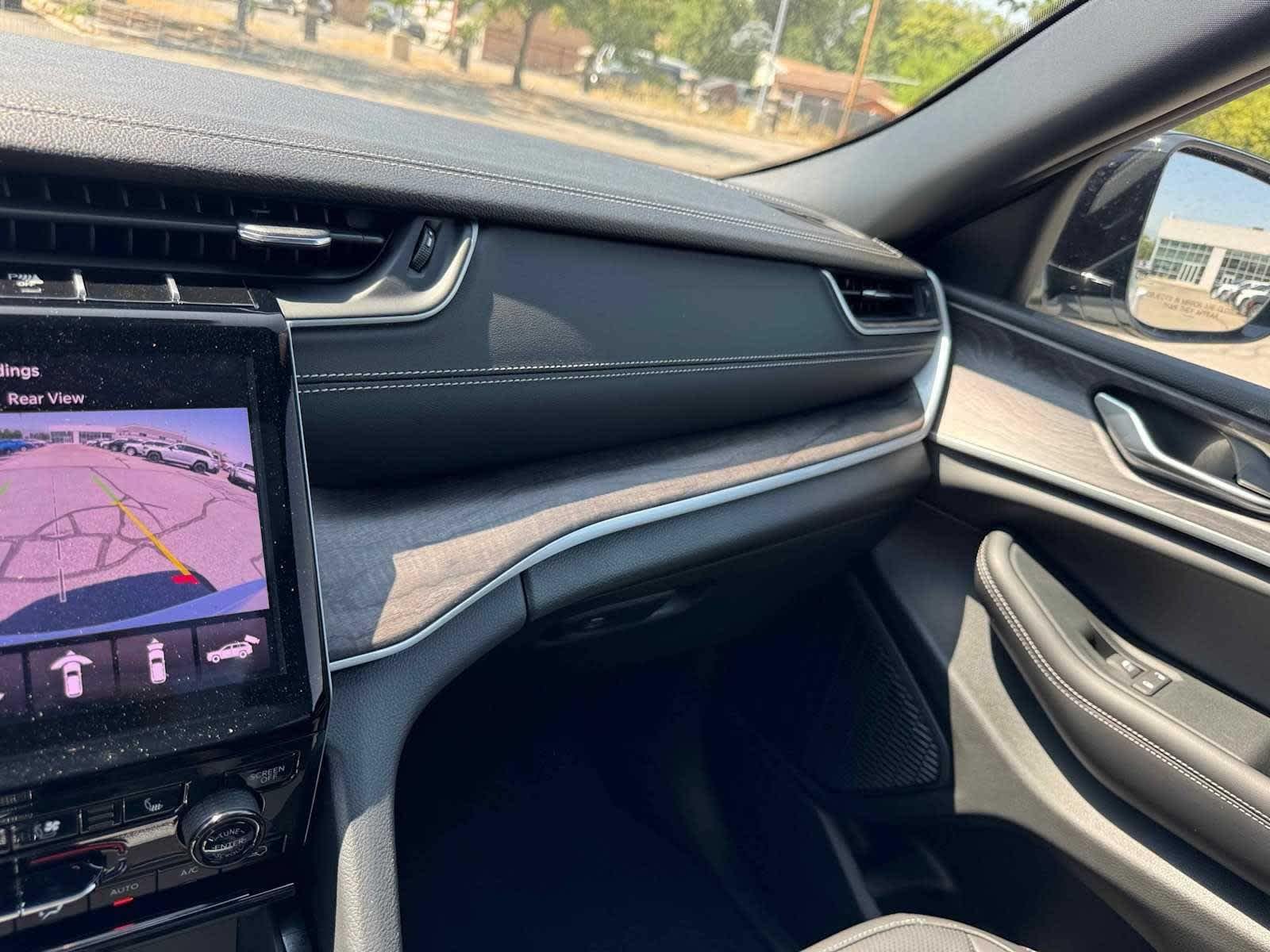 2025 Jeep Grand Cherokee Limited - Photo 18