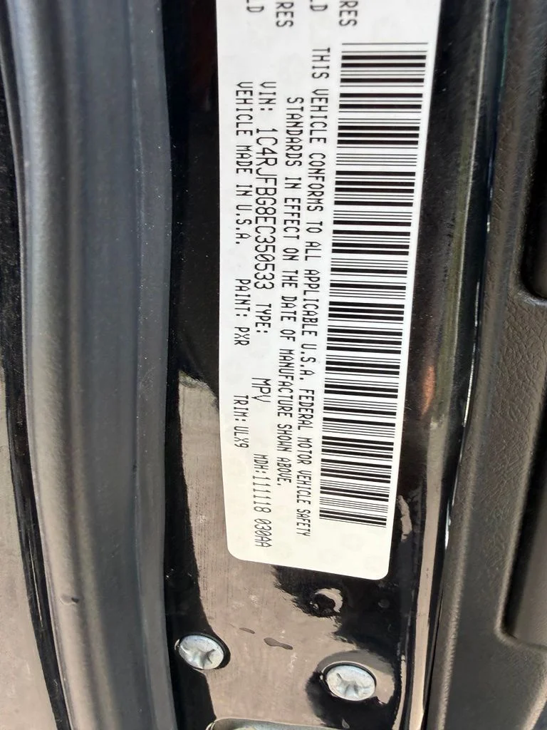 Used 2014 Black Jeep Limited image 18
