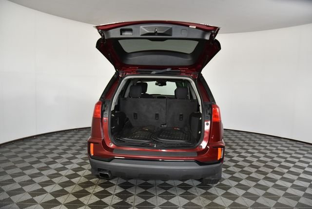 Used 2017 Red GMC SLE-2 image 22