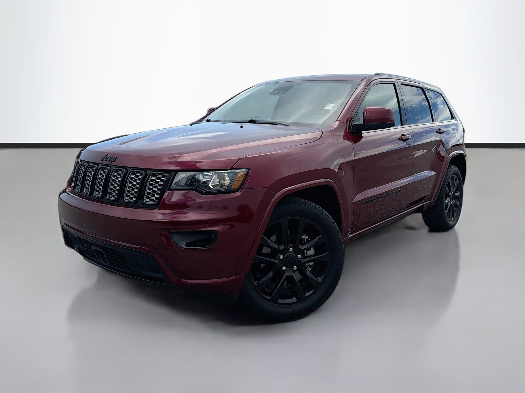 Used 2022 Velvet Red Pearlcoat Jeep Laredo X image 1