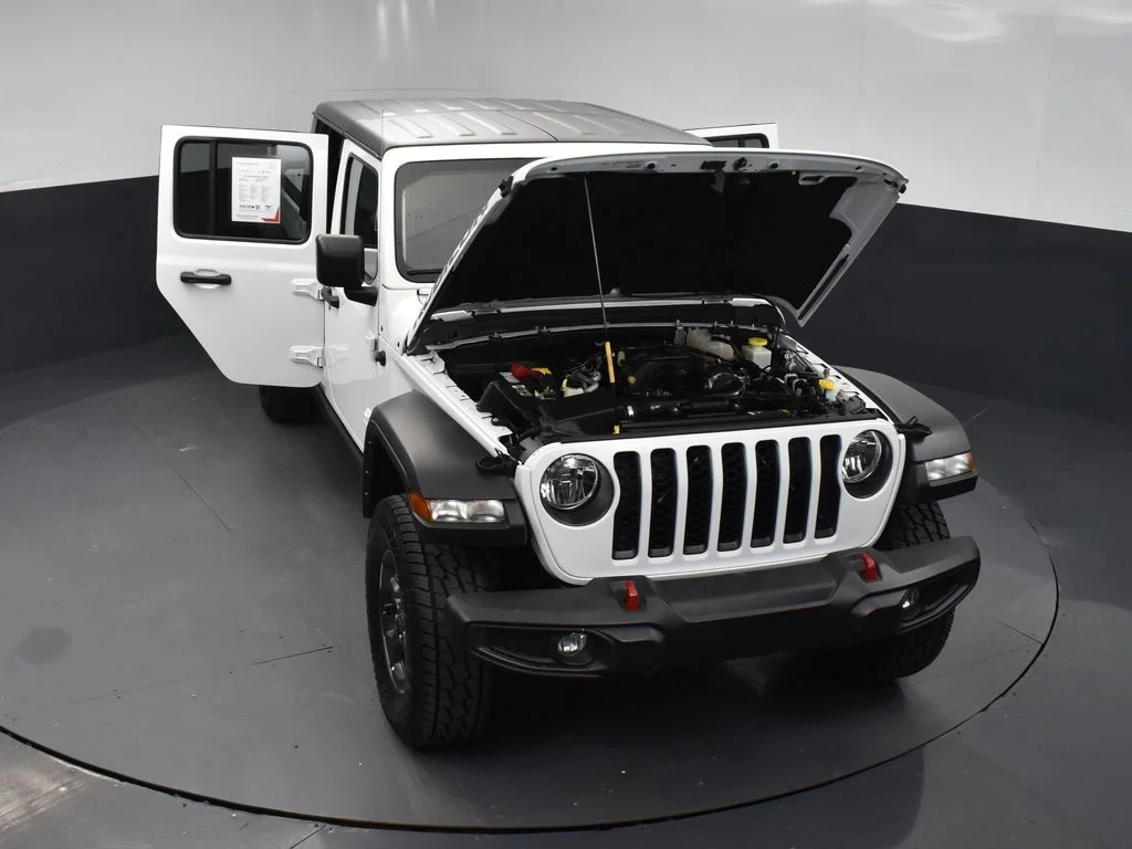 Used 2023 Bright White Clearcoat Jeep Rubicon image 39