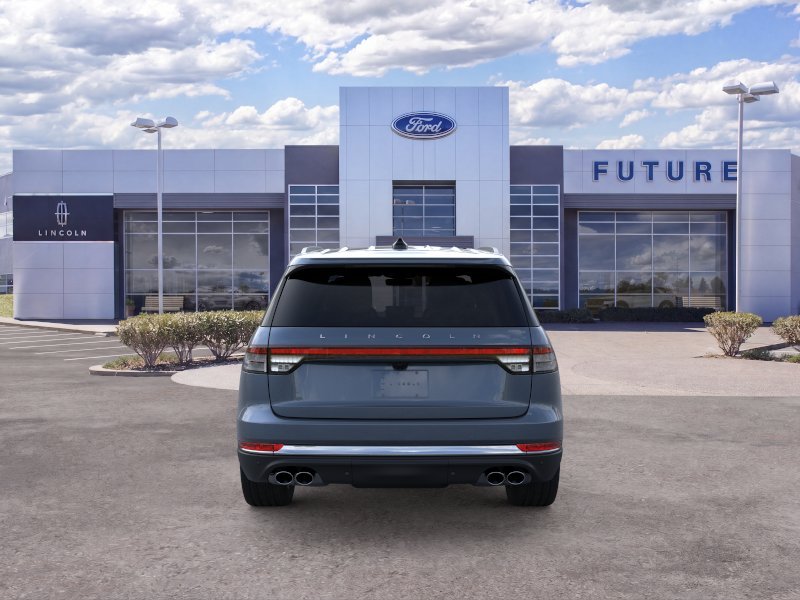 New 2026 Whisper Blue Metallic Clearcoat Lincoln Reserve® image 31