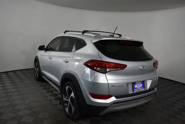 Used 2017 Silver Hyundai Sport image 6