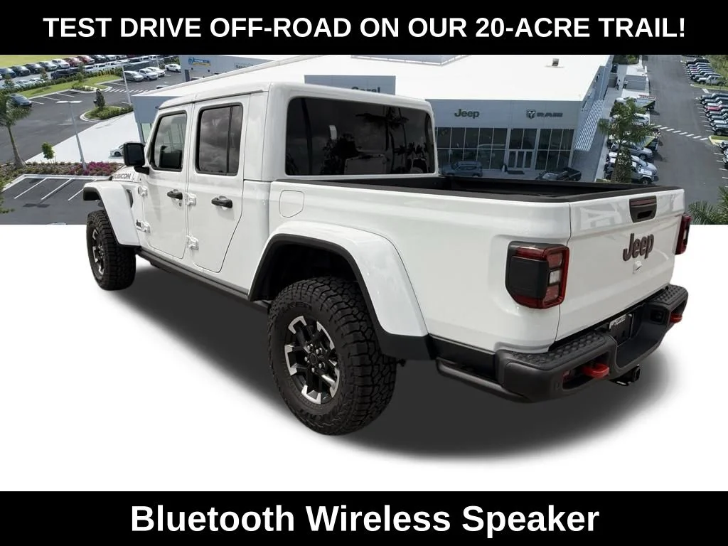 New 2026 Bright White Clear-Coat Exterior Paint Jeep Rubicon X image 6