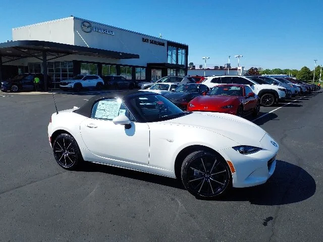 2026 Mazda MX-5 Miata Grand Touring's photo
