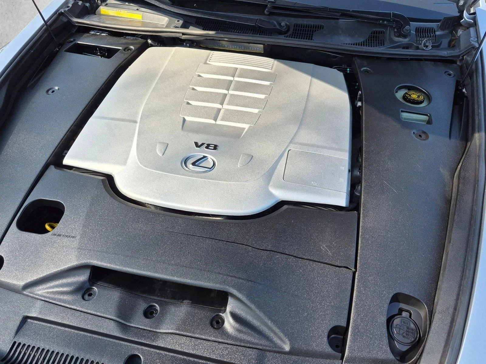 Used 2012 Mercury Metallic Lexus  image 20