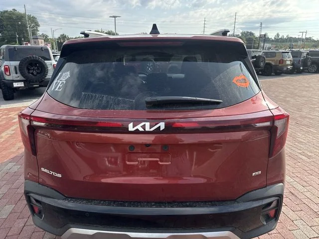 Used 2026 Orange Kia SX image 11