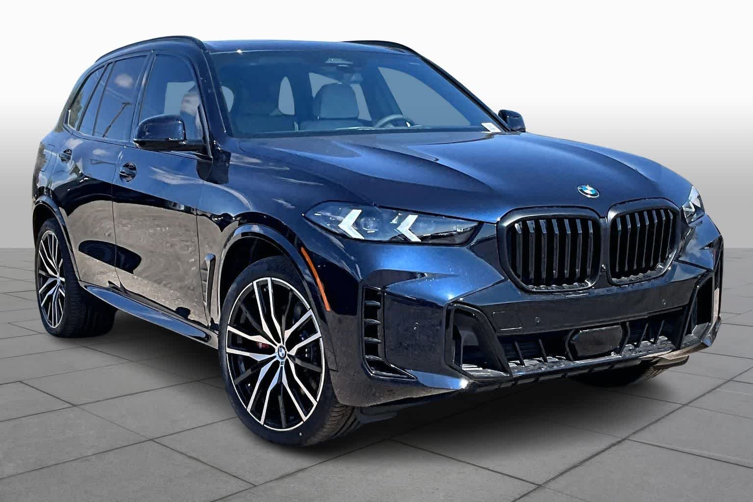 New 2026 Carbon Black Metallic BMW xDrive40i image 2